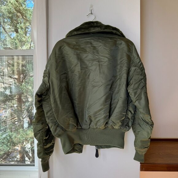 New Alpha Industries Bomber Jacket B15 Flight Fur Collar Nylon in Green - Picture 10 of 17